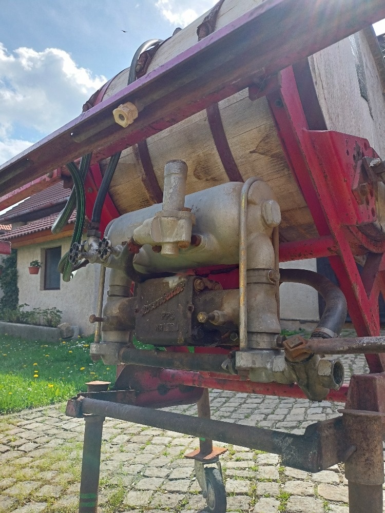 Prodám postřikovač - 2
