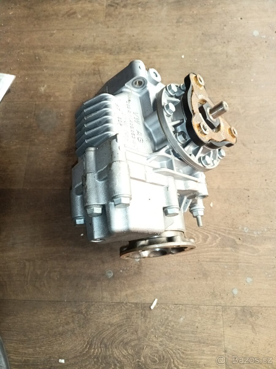 Úhlová převodovka,rozvodovka 409053AD - 2