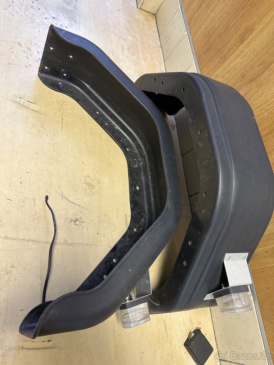 Blatníky na přívěsný vozík - 2