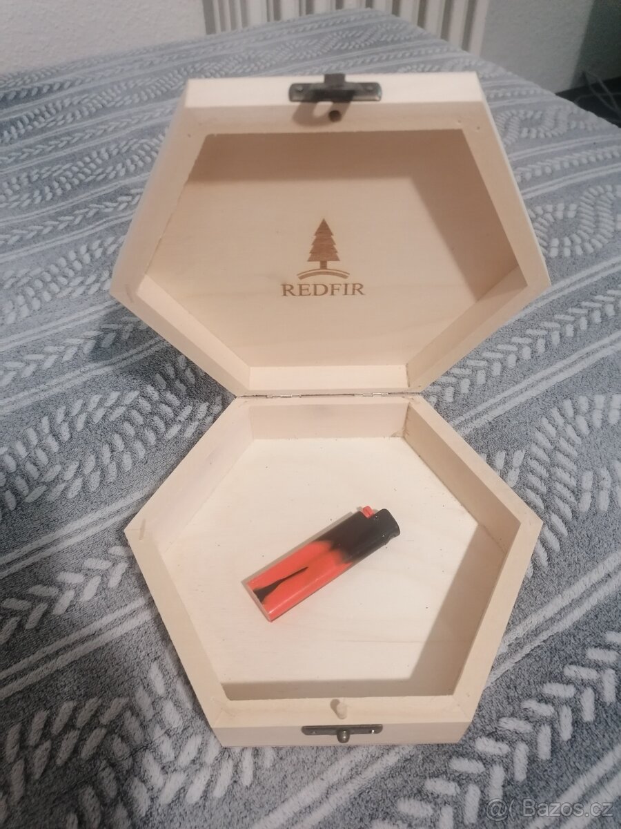 Dřevěná krabička - 2