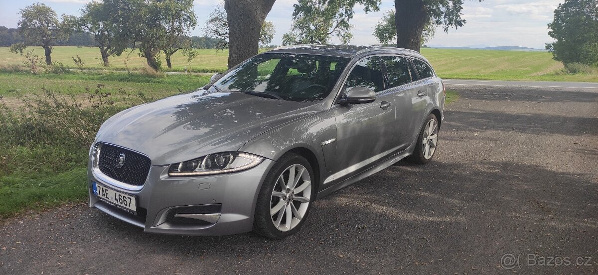 Jaguar XF 3.0D Sportbrake-CZ - 2