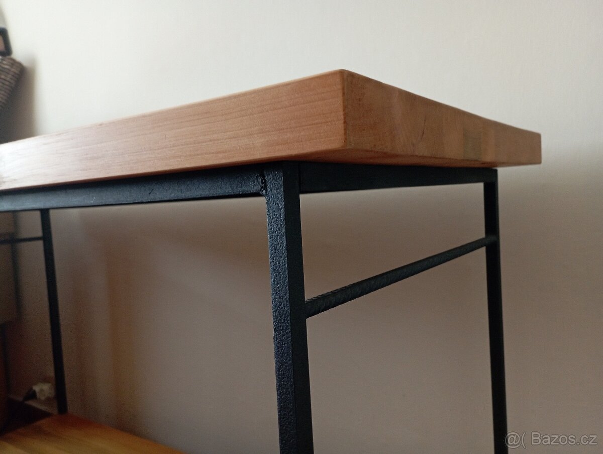 Industriální pracovní stůl - 2