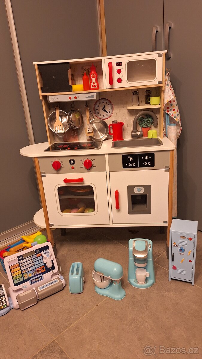 Dětská kuchyňka s doplňky - 2