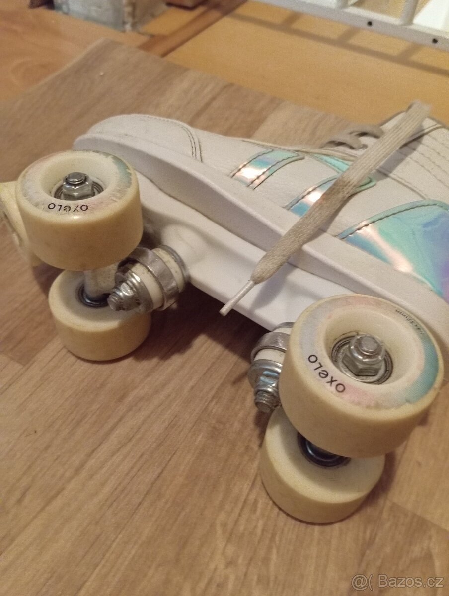 Prodám dívčí kolečkové brusle Oxelo - 2