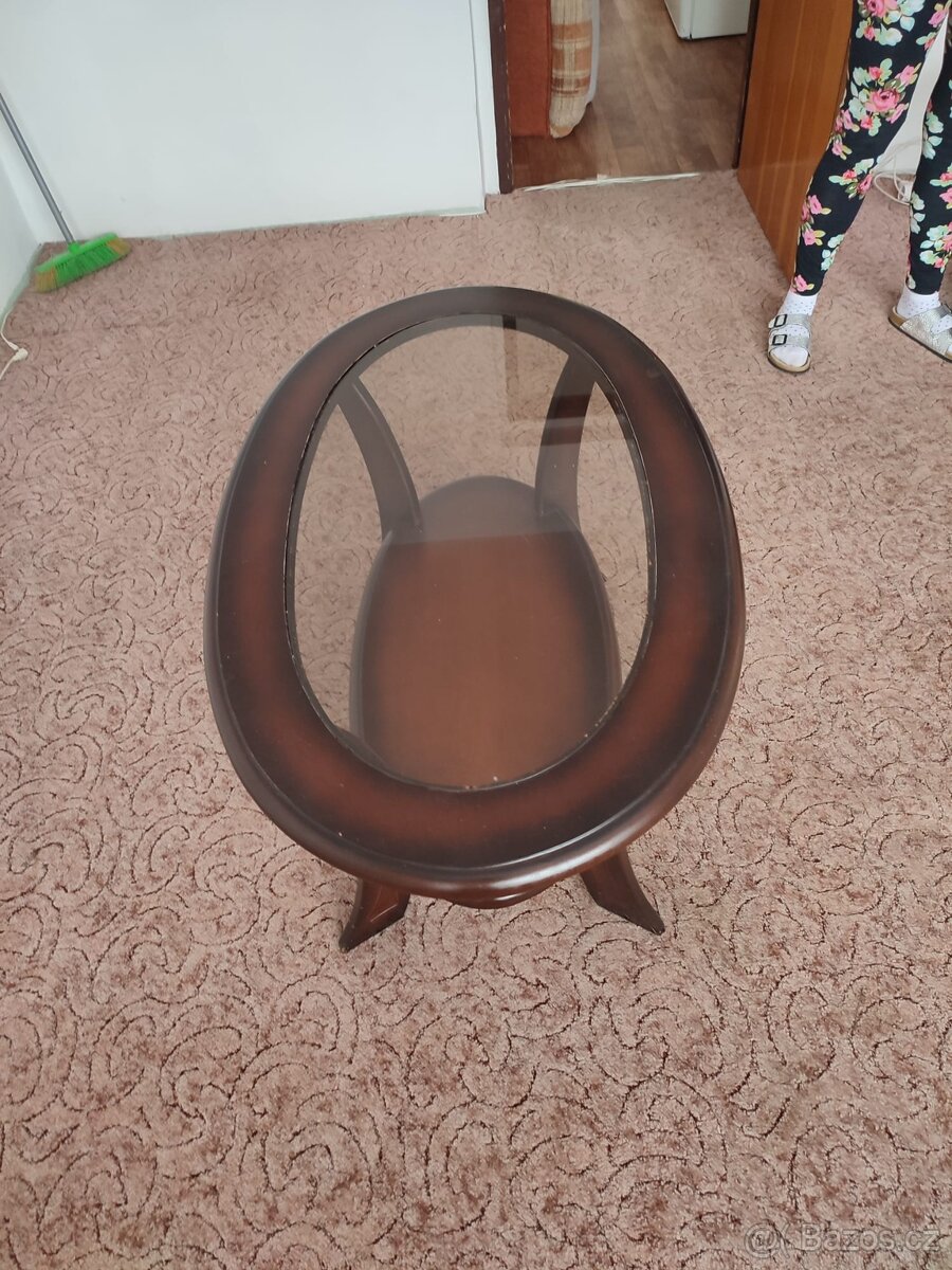 Konferenční stůl - 2