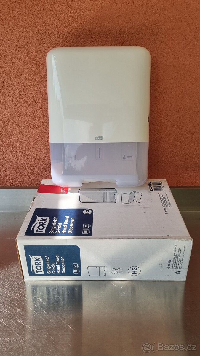 Nový dávkovač TORK H3 - 2