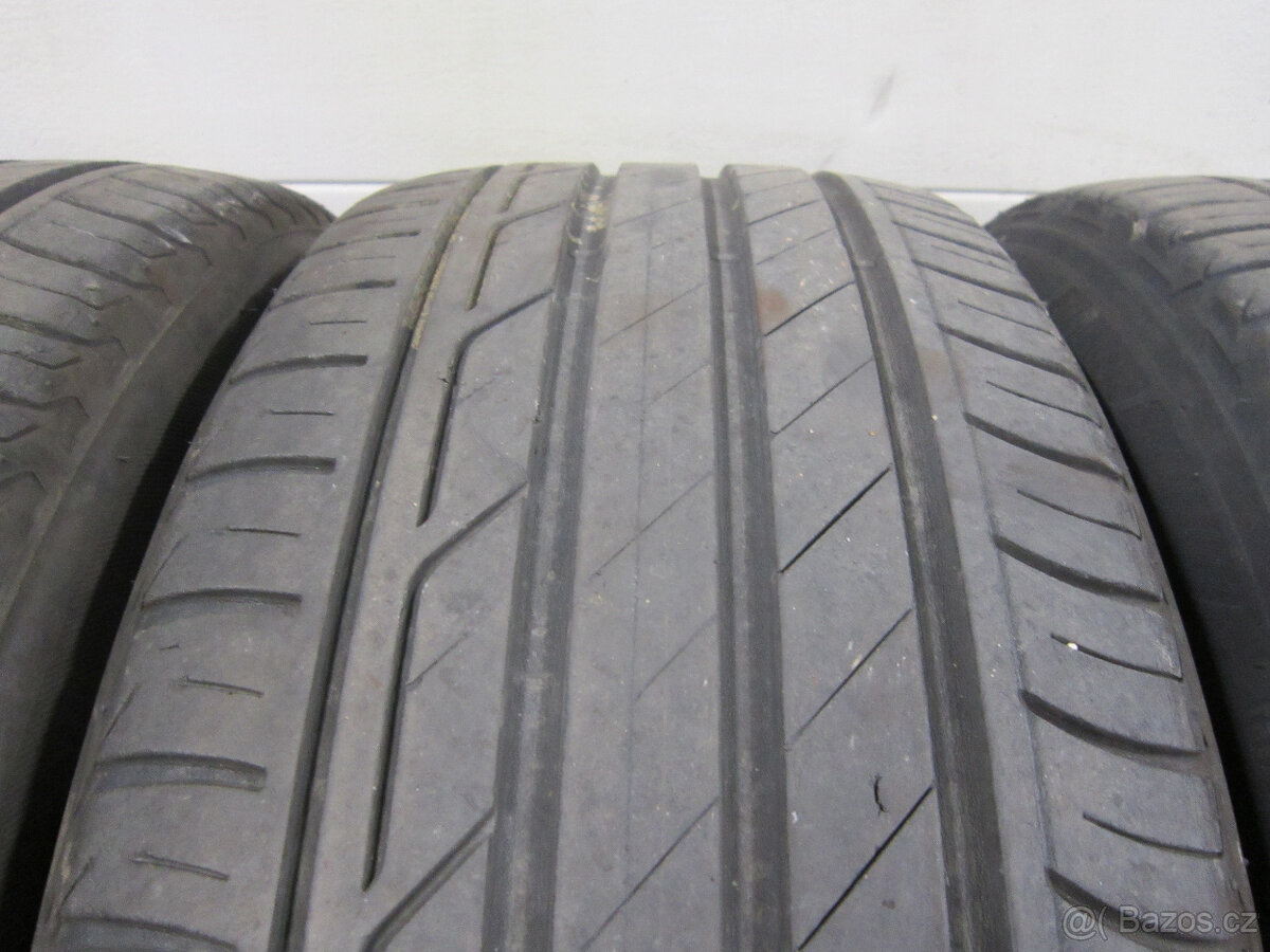 Pneu letní brigestone 215/50 R18 - 2