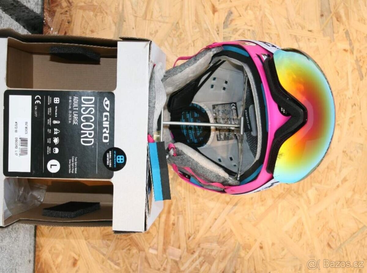 lyžarská helma GIRO L , nova - 2