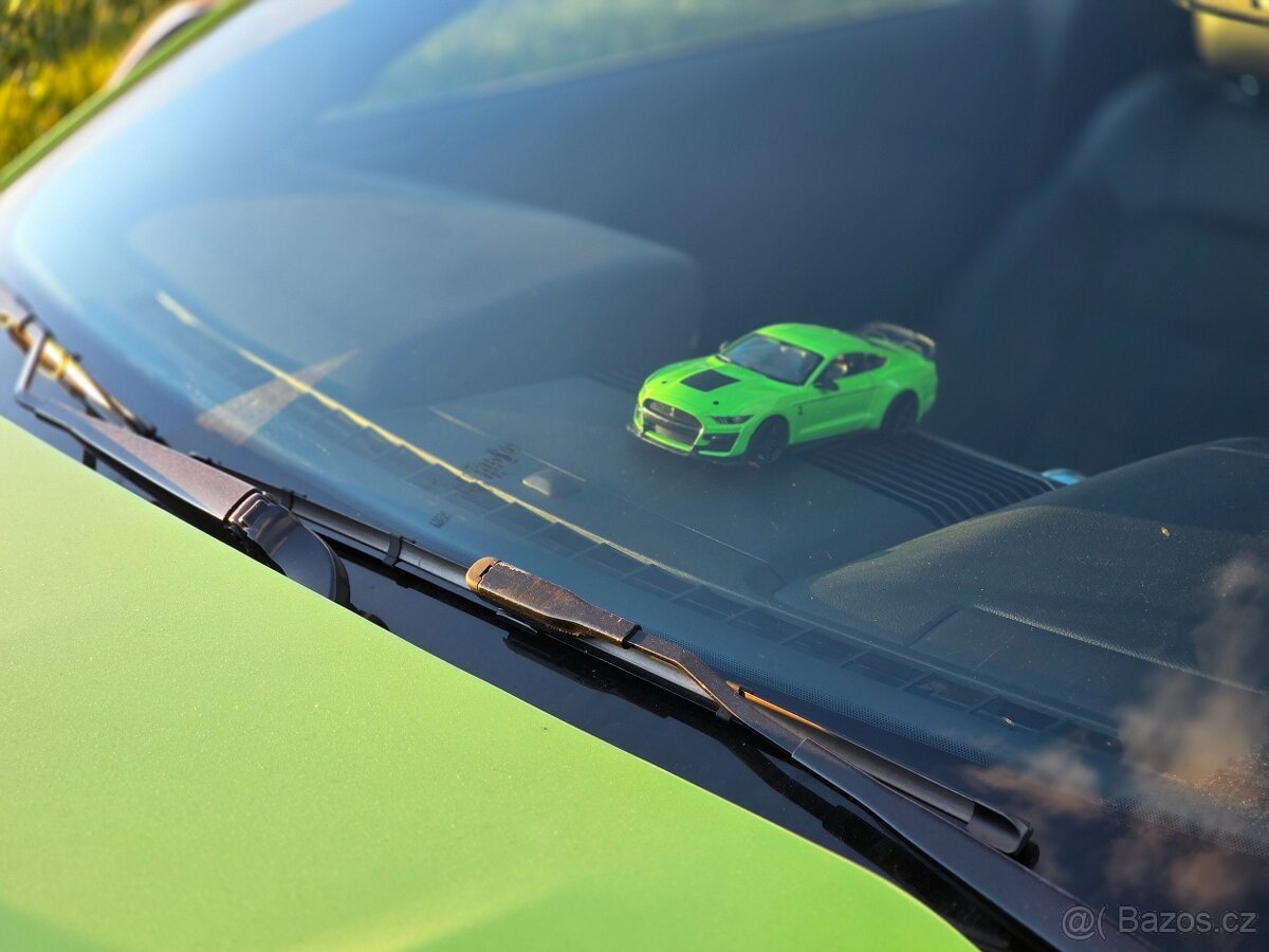 Ford Mustang GT, roush kompresor 750 HP - 2