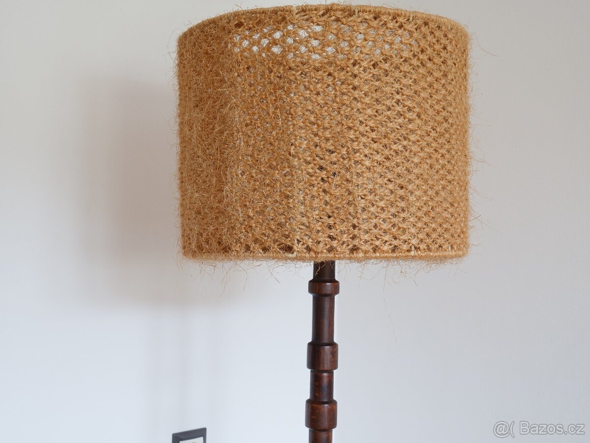 Dřevěná stojací lampa - 2