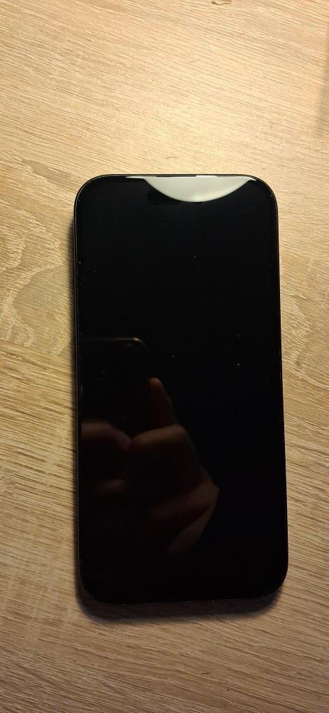 iPhone 15 - 2