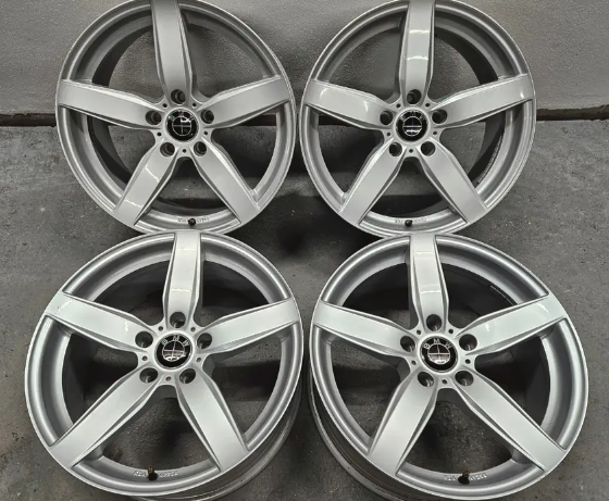 BMW 18" 8J ET30 5x120 - 2