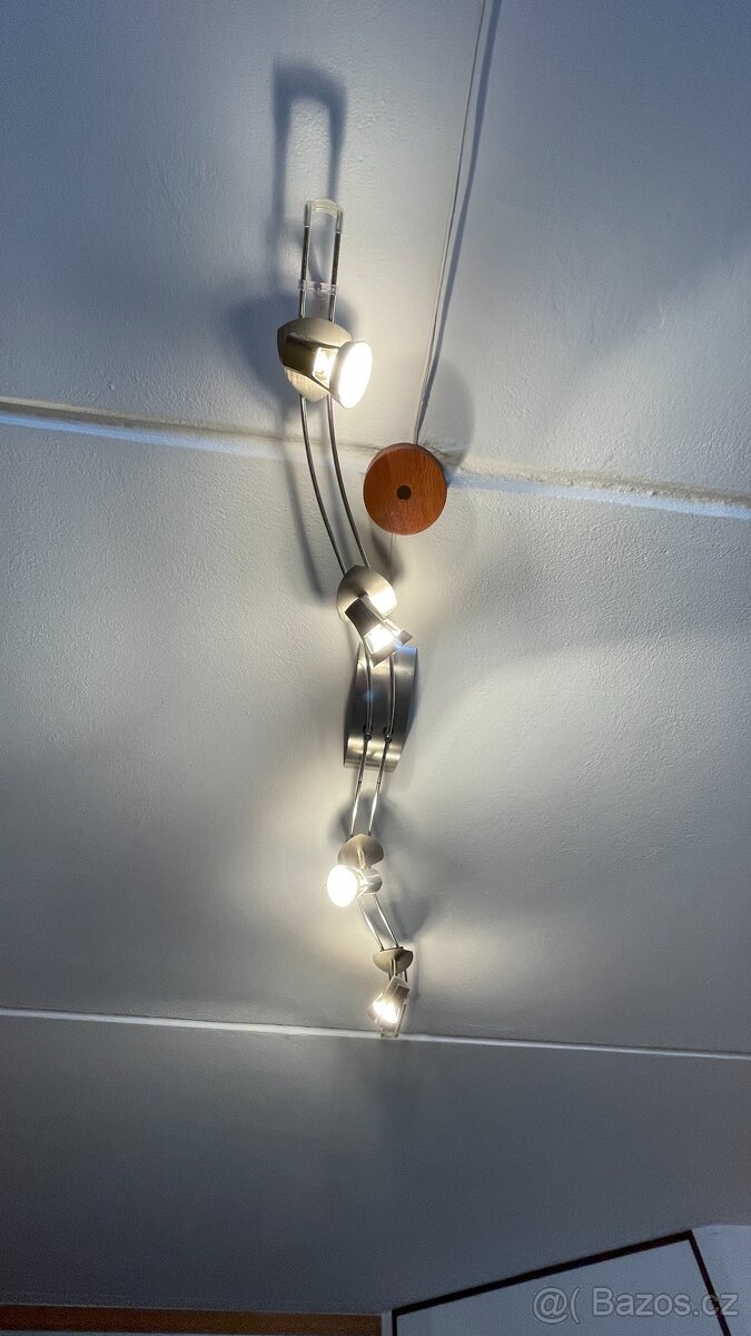 Lustr - světelná rampa - 2