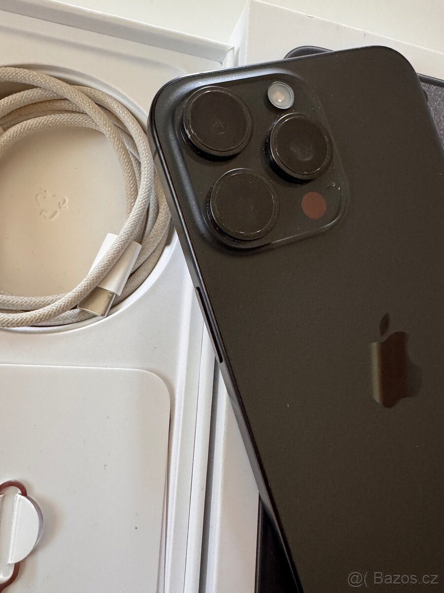 IPhone 15 Pro Max 256 GB - 2