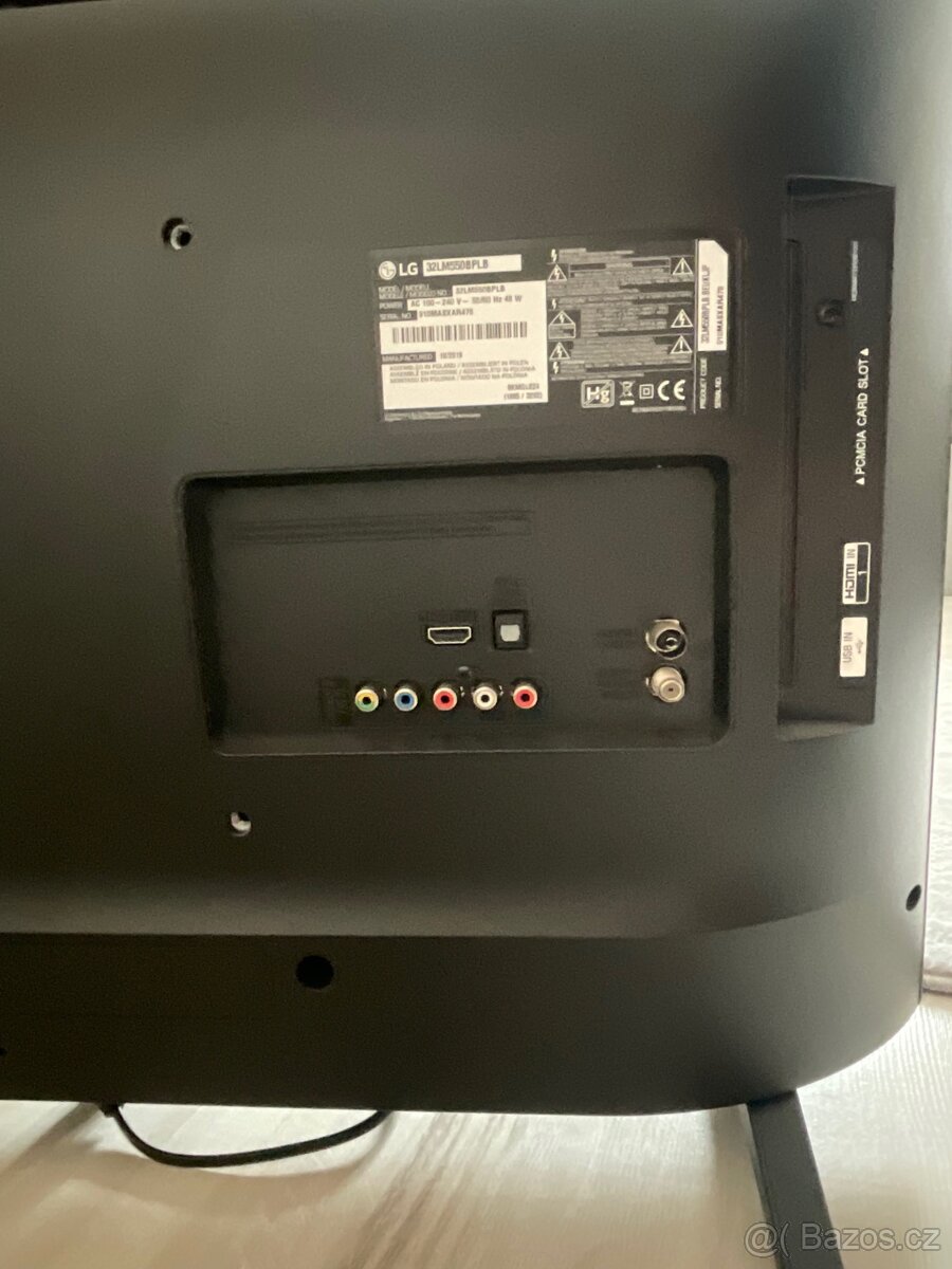 Televize 32" LG 32LM550BPLB - 2