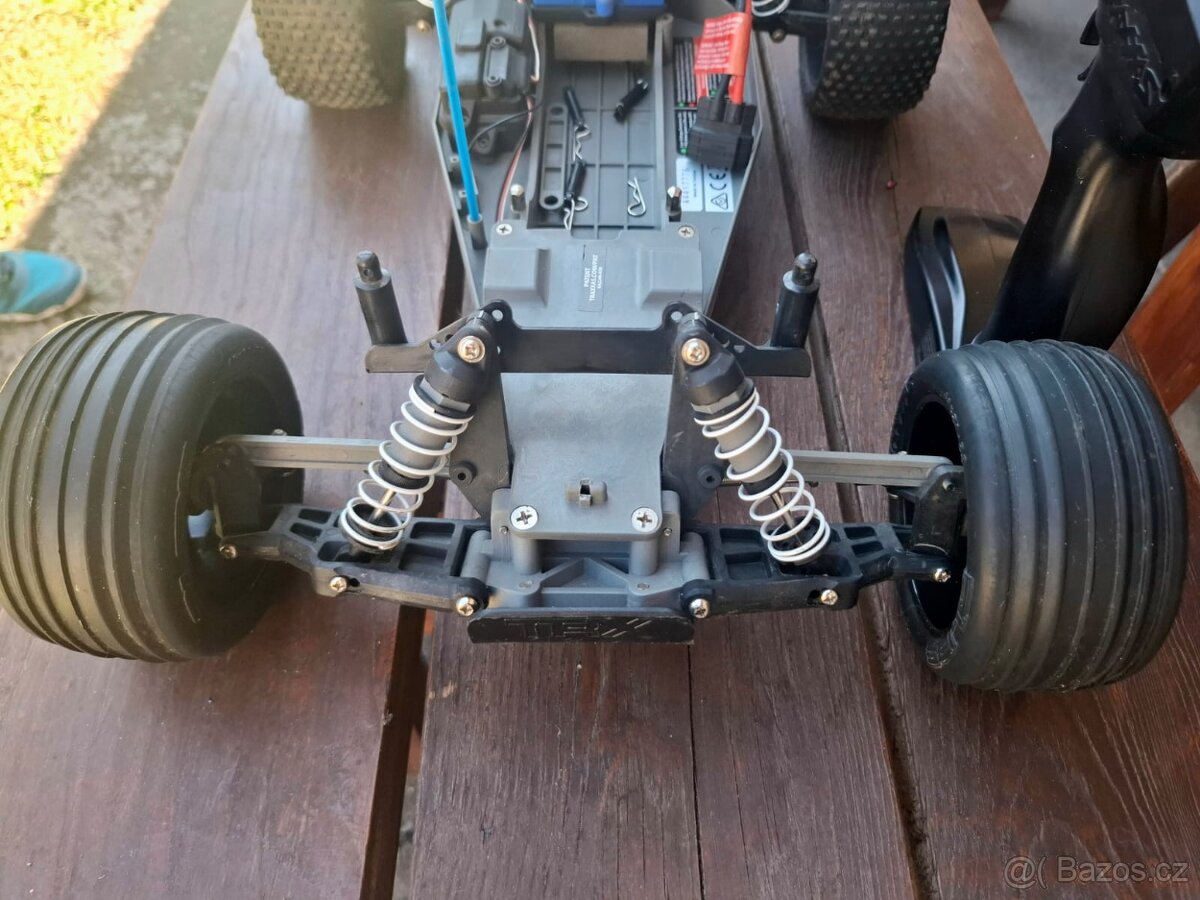 Traxxas rustler 2wd - 2