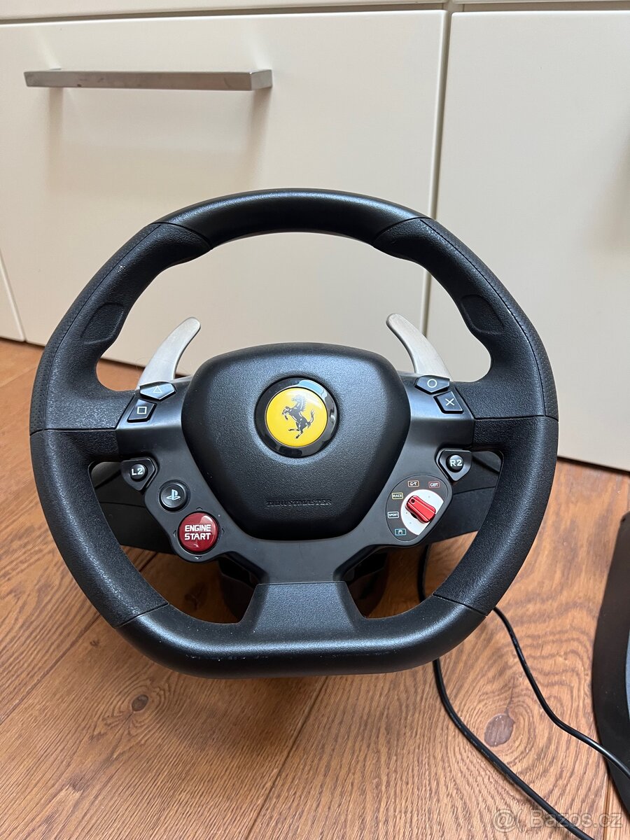 Thrust master T80 Ferrari volant na PS 4 - 2