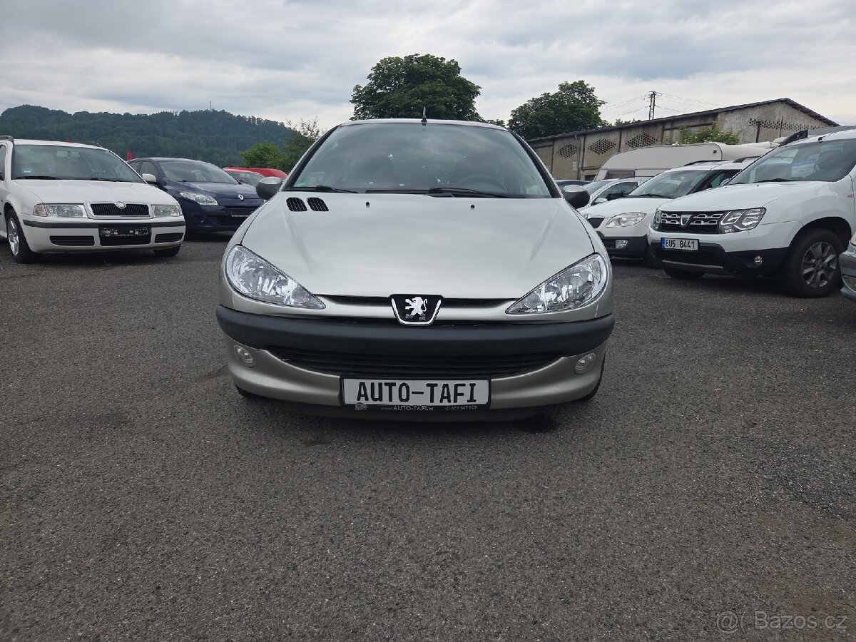 Peugeot 206 1.4i Automat - 2