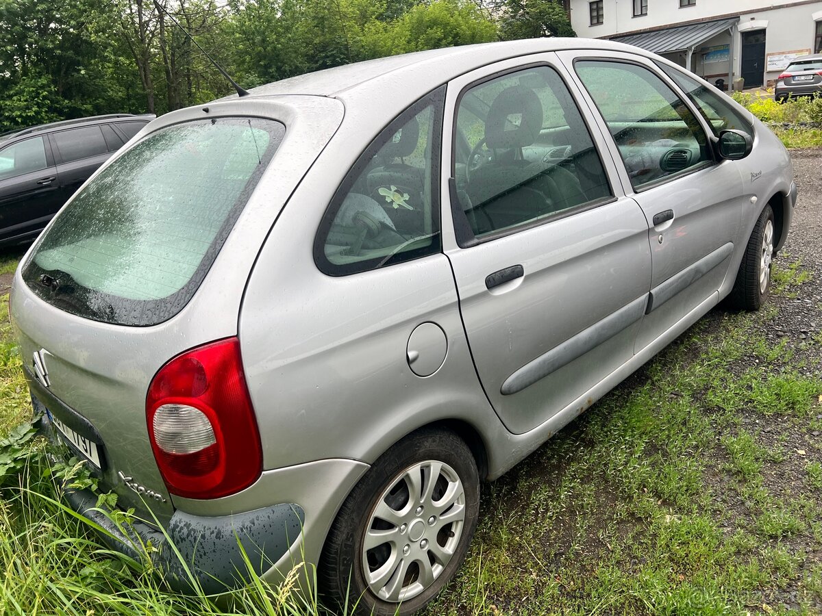 Citroen xsara picaso - 2