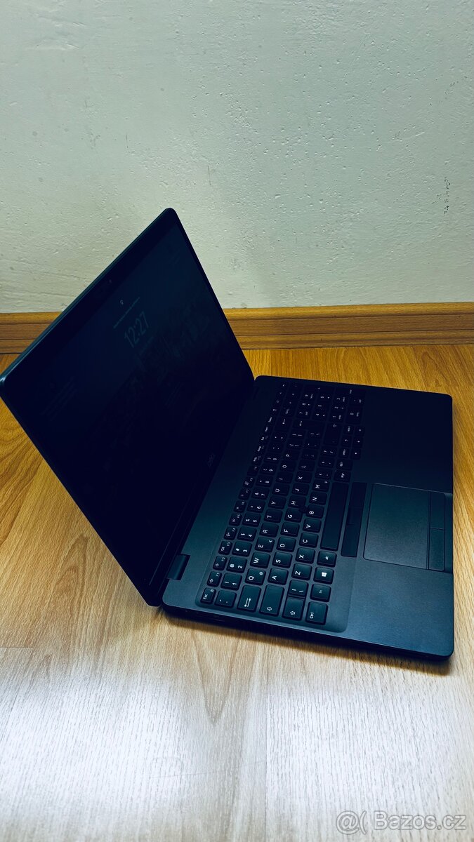 Dell Latitude 5500 - 2