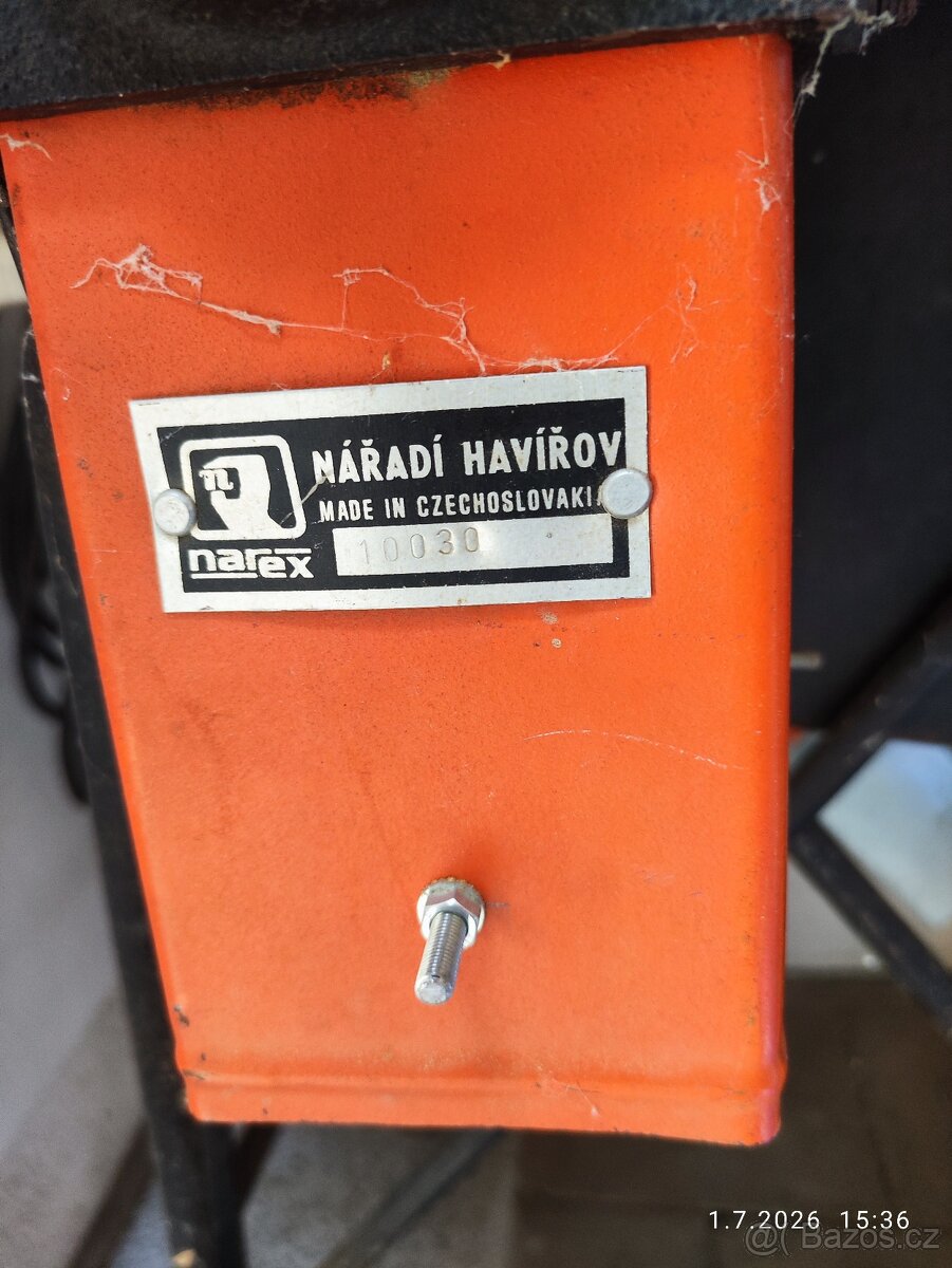 Cirkulárka s hoblovkou Narex - 2