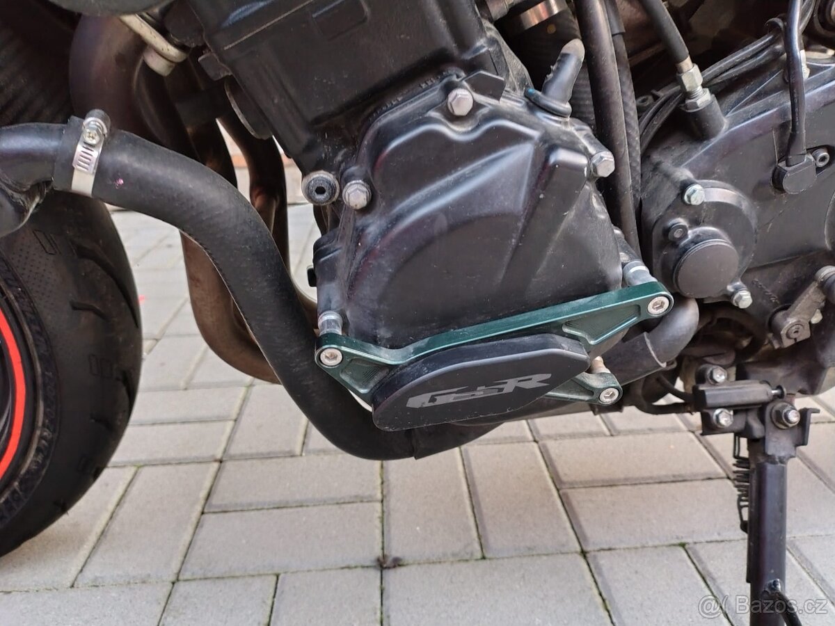 Suzuki gsr 750 - 2