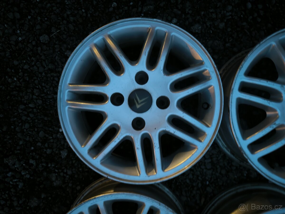Peugeot 206 R14 4x108 - 2