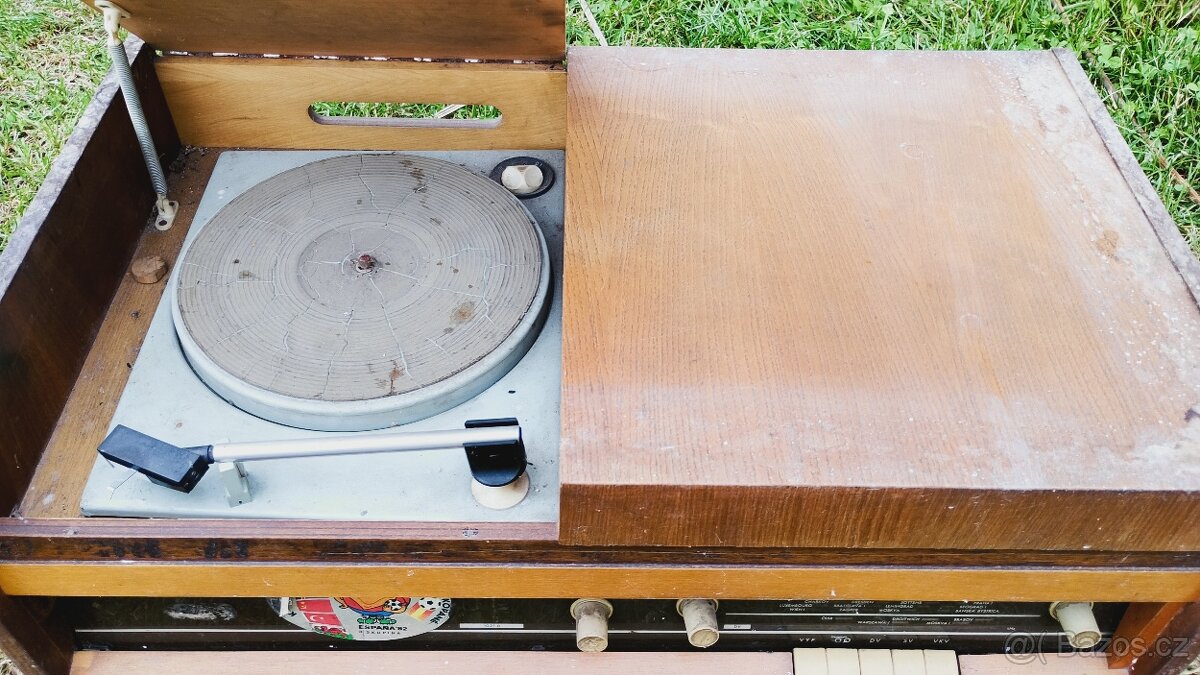 Gramoradio Tesla Opereta - 2
