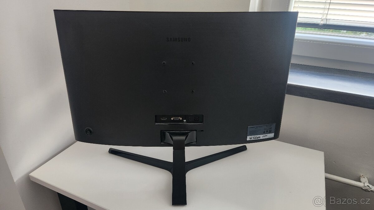 Samsung 27" + 24" Curved Full HD – 2 ks - 2
