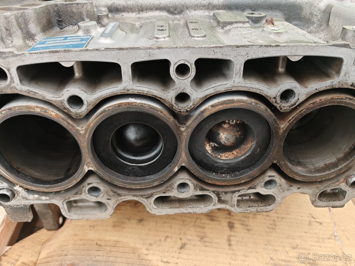 motor Ford T1GA - 2