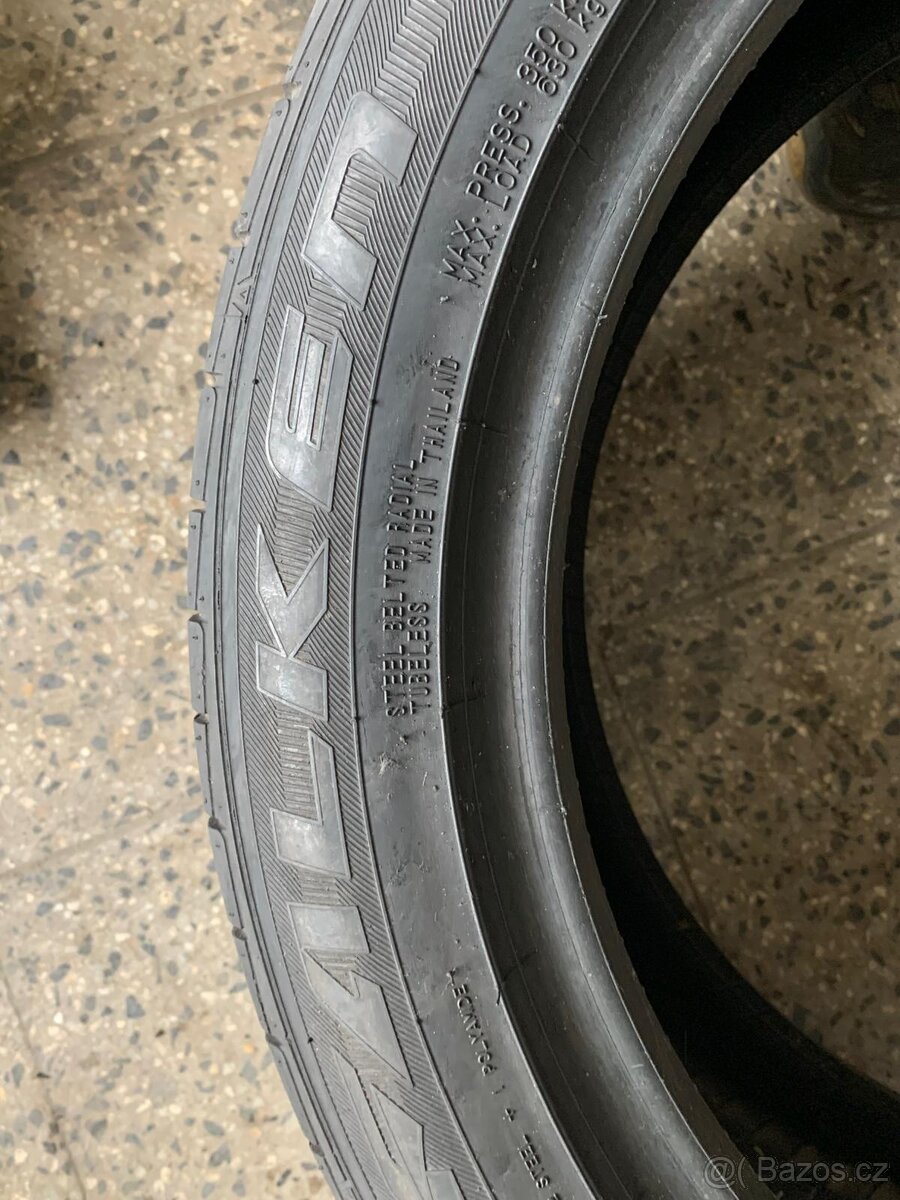 215/50 R18 92W FALKEN - 2
