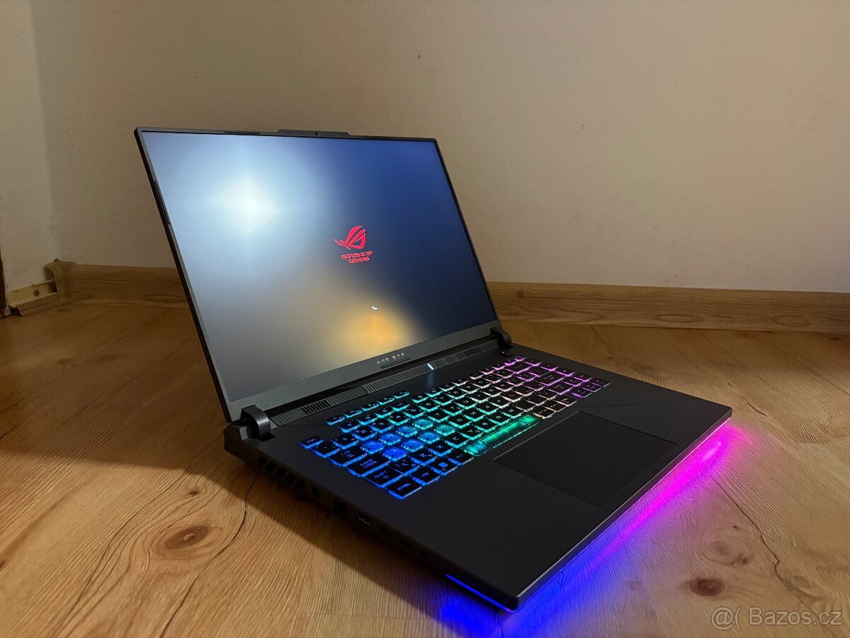 Asus Rog Strix G16 RTX 4070, i9 - 2