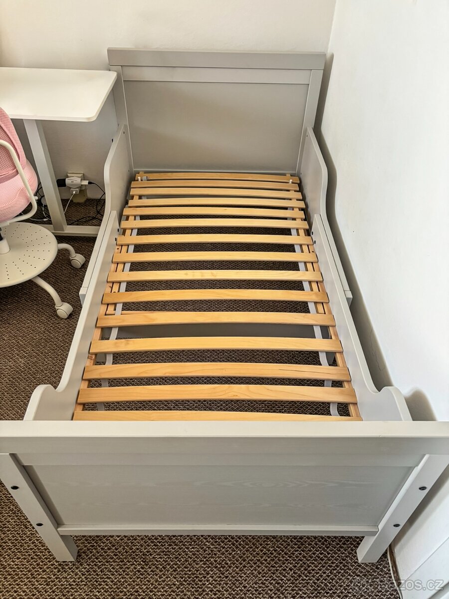 Rostouci postel Ikea Sundvik a matrace - 2
