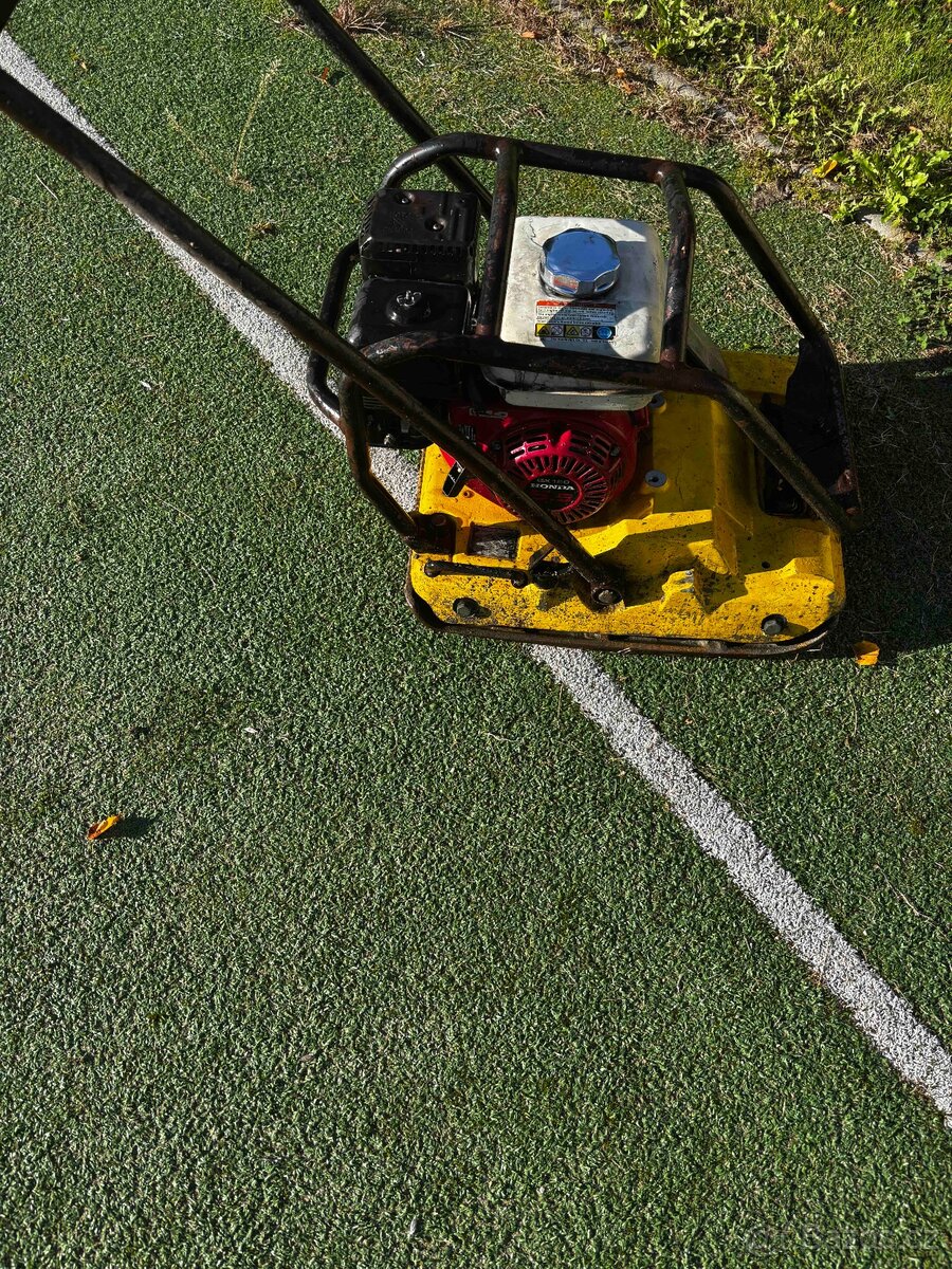 Vibrační deska Wacker 1550 - 2
