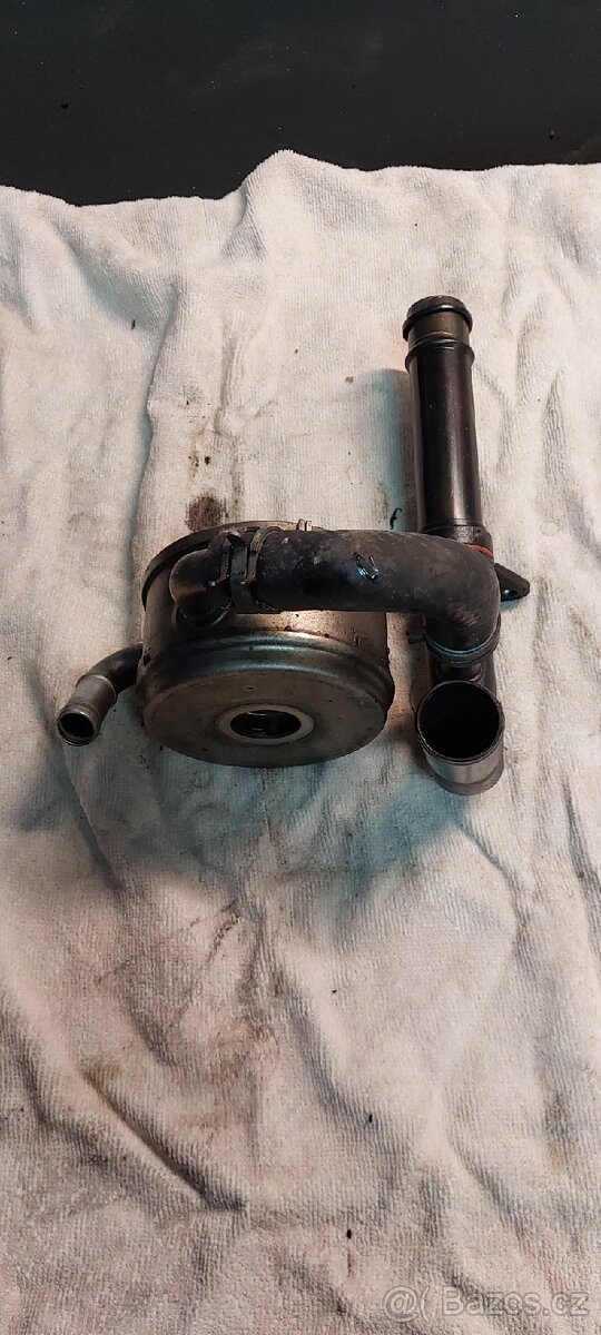 Výměník olej-voda Yamaha FZ1 06 - 2