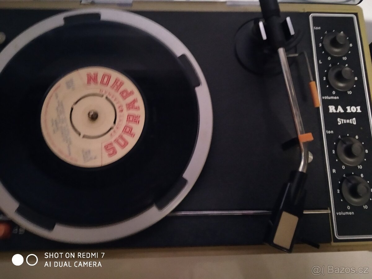 Prodám Gramofon - 2