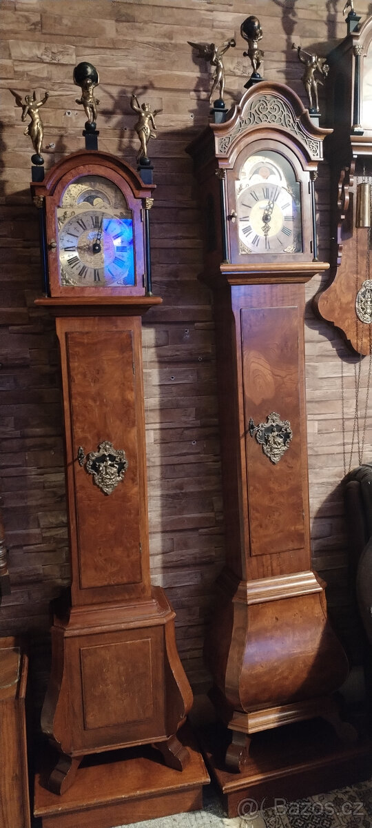 Prodám dvoje podlahové hodiny ve výborném stavu. - 2