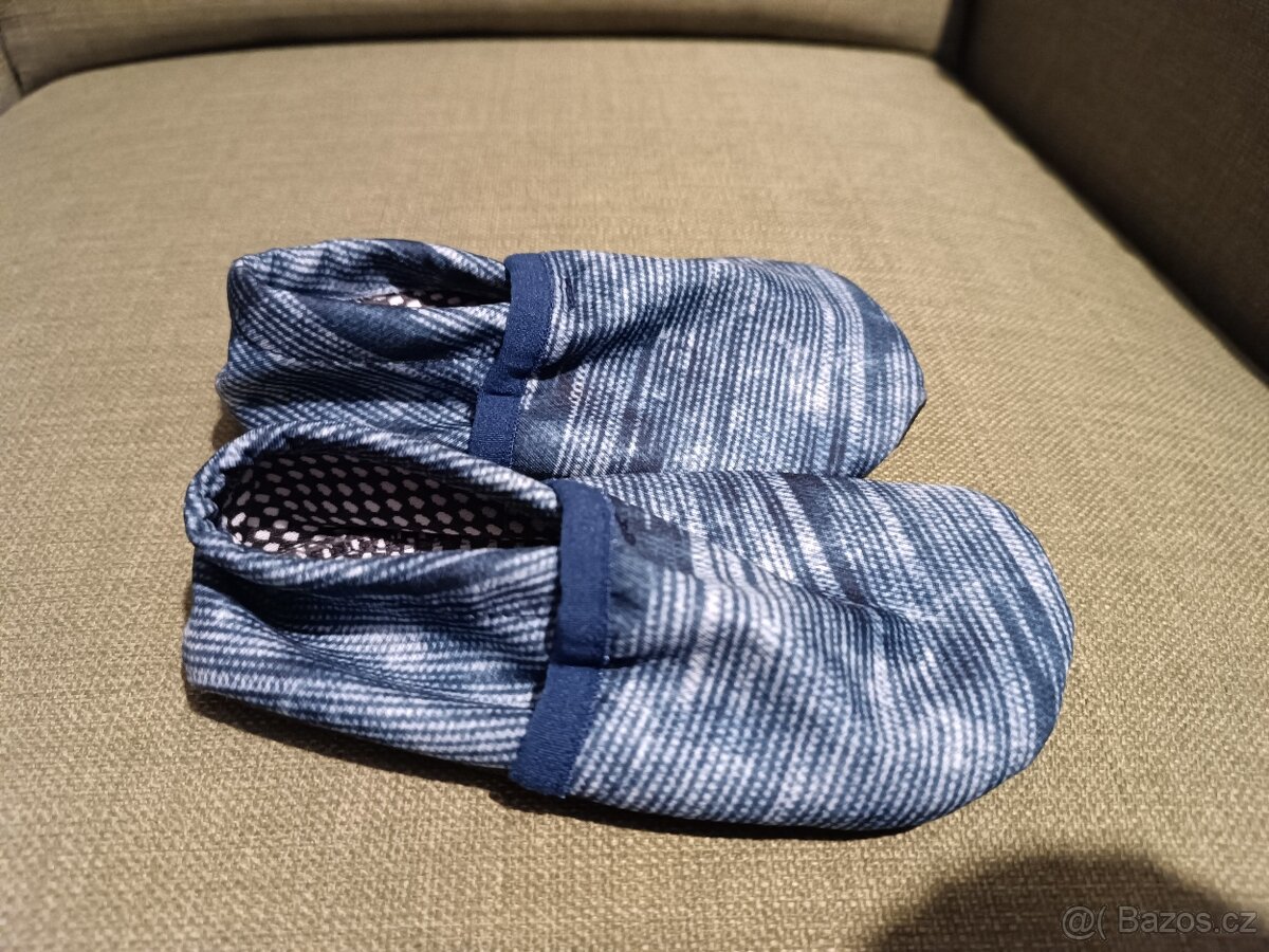 softshellové barefoot capáčky - 2