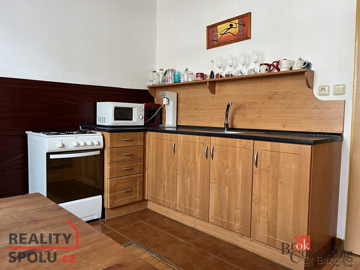 Pronájem, byty/2+kk, 46 m2, třída Spojenců 533/30, Předměstí - 2