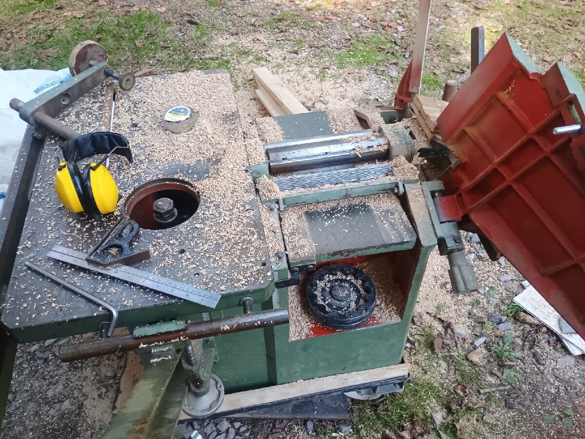 Pětioperační kombinovaný dřevoobráběcí stroj SU260 - 2