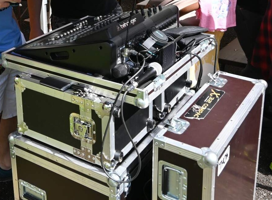 Behringer X32 Compact + Case THON - 2