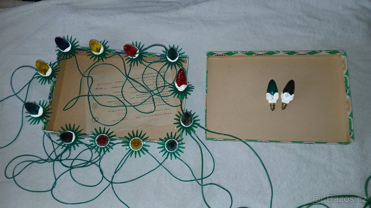 Vánoční osvětlení na stromeček šišky + 2 náhradní r.1988 - 2