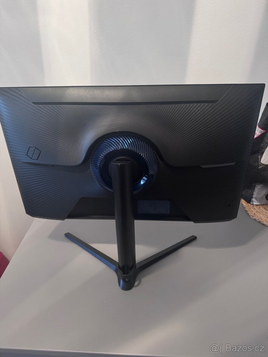 Monitor Samsung 27” - 2