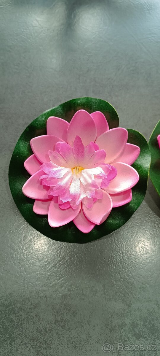 Umělé lekníny do jezírka - 2