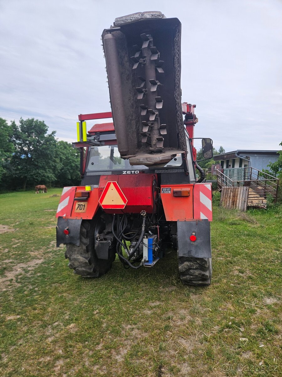 Zetor 7711,Traktorova sekačka STCP - 2