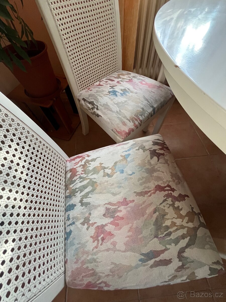 Stůl + 4x židle - 2