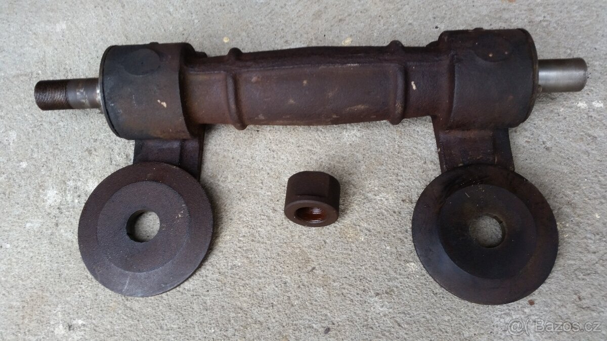 Hřídel na pilu /cilkulárku/ - 2