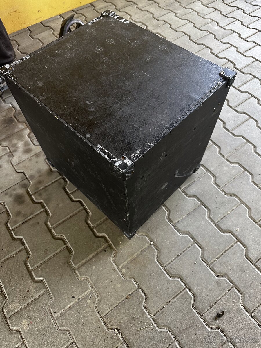 Prodám skelet na reprobednu - 2