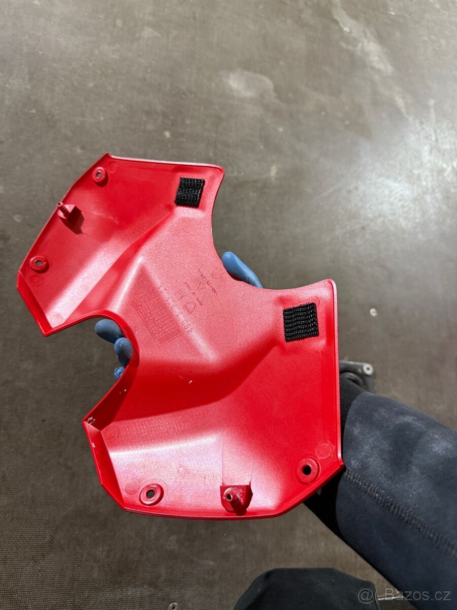 Plasty na DUCATI Panigale V4S - 2