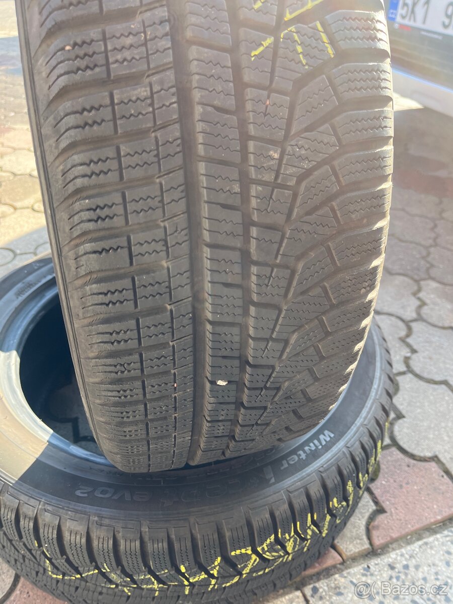 Zimní pneu 205/55/17 - 2